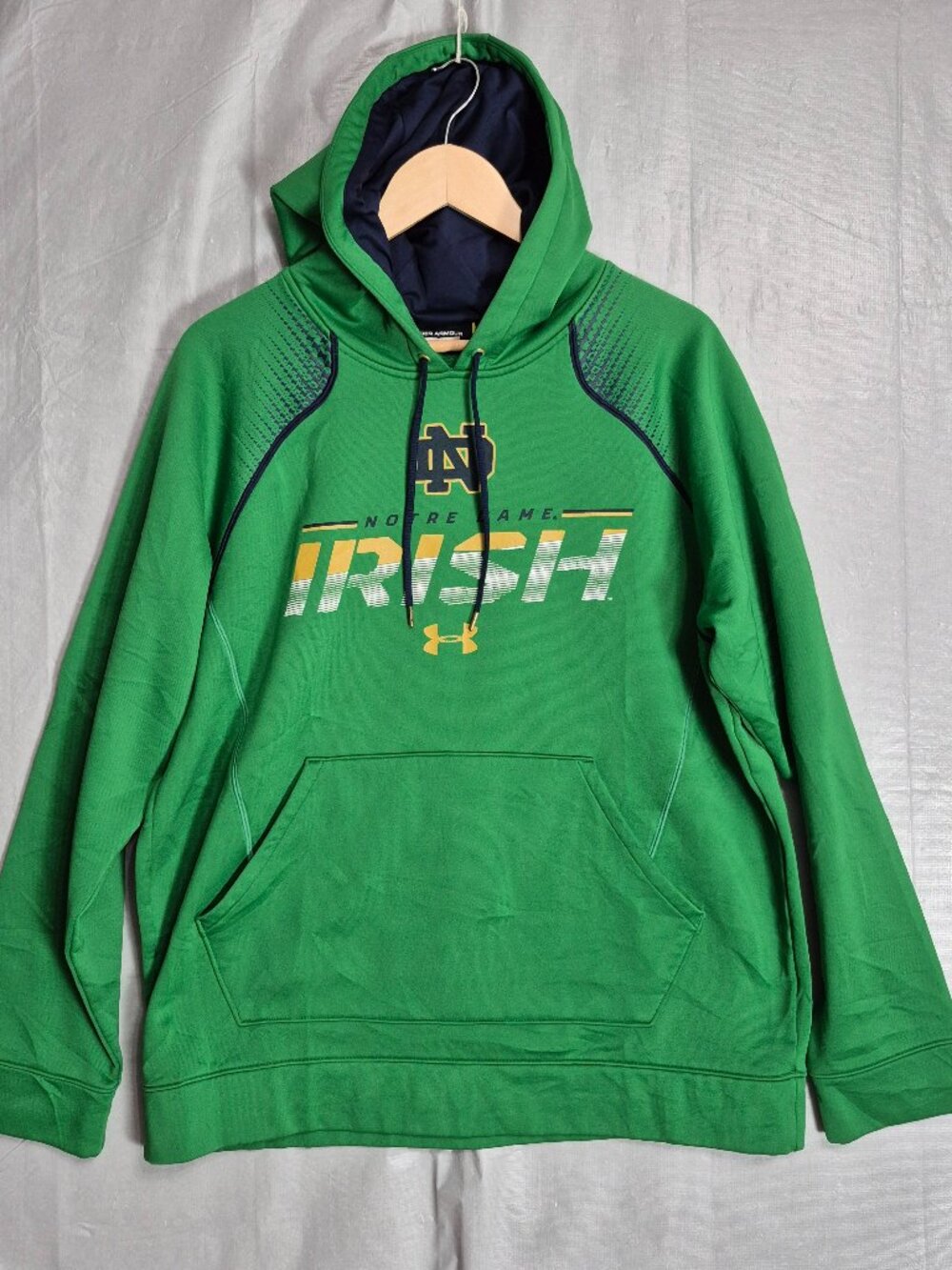 Notre Dame Fighting Irish Hoodie Mens Large Green Sweatshirt Under Armour Logo